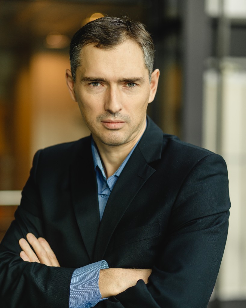 Роман Леонидович О.